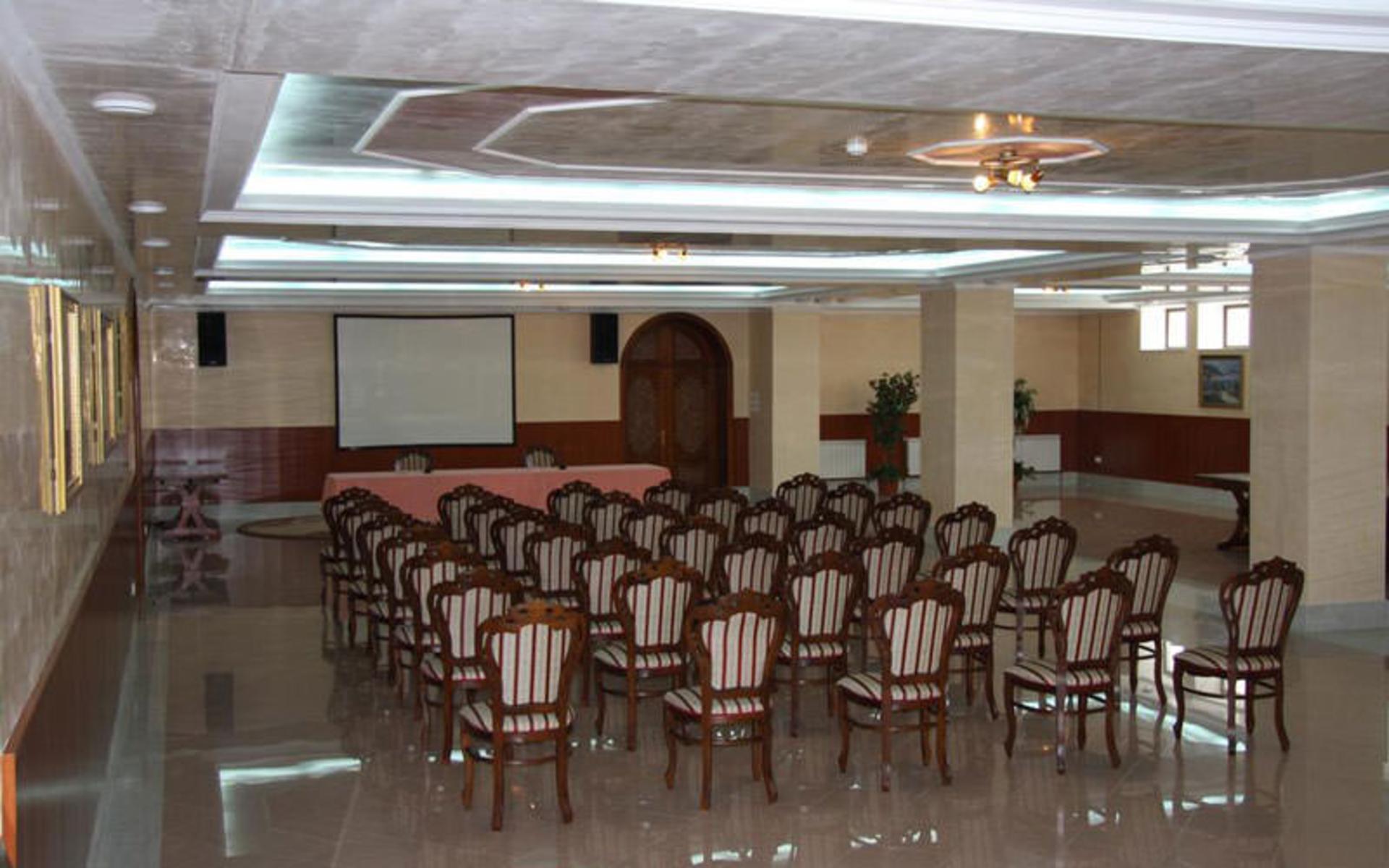هتل جوسه پی (Giuseppe Hotel)