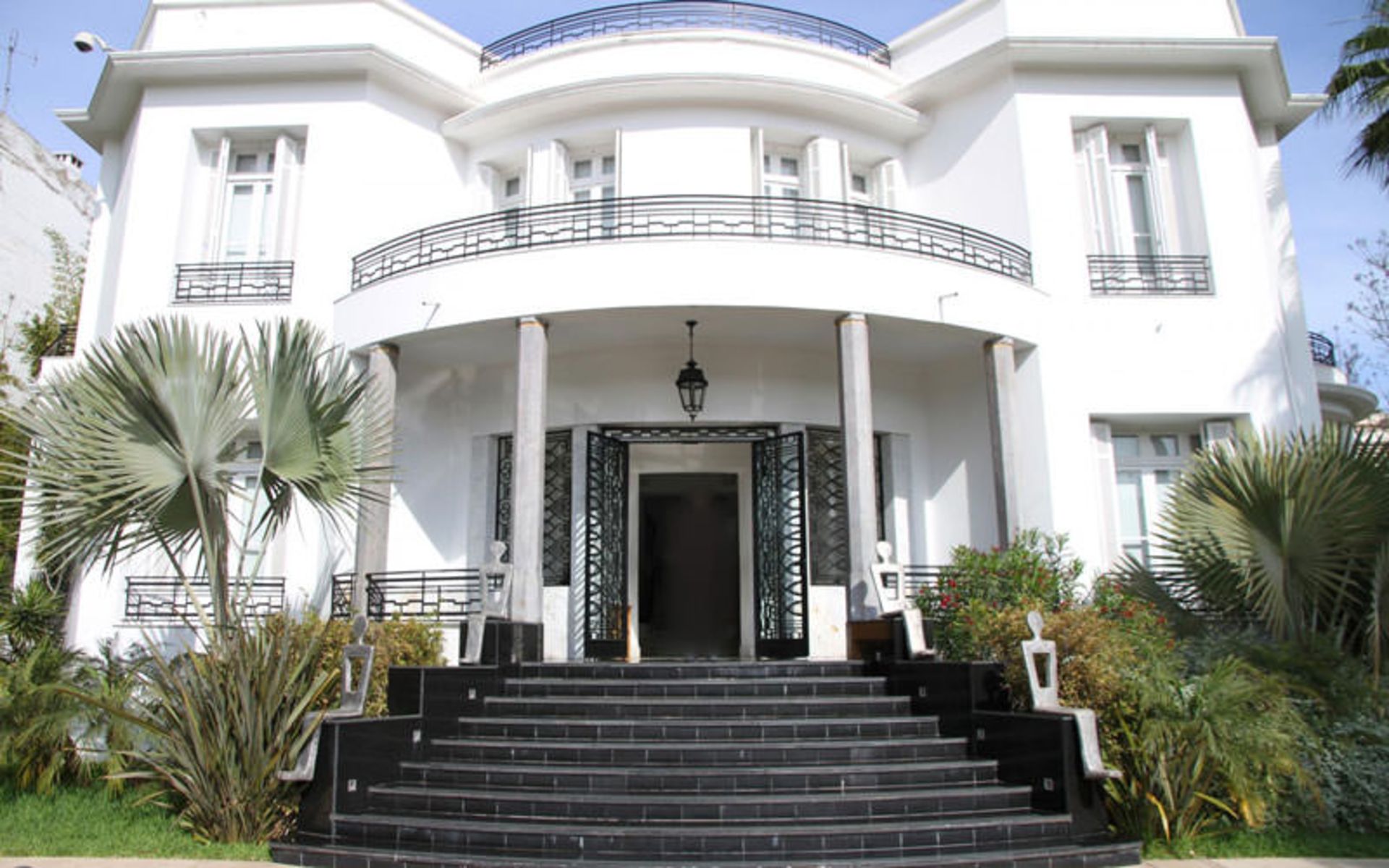 موزه هنر (Villa Des Arts)‏