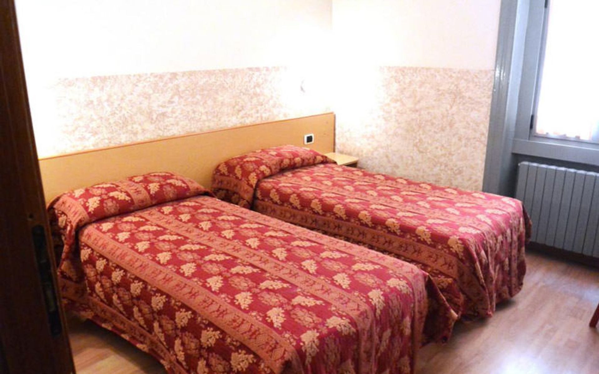 هتل نتونو (Hotel Nettuno)