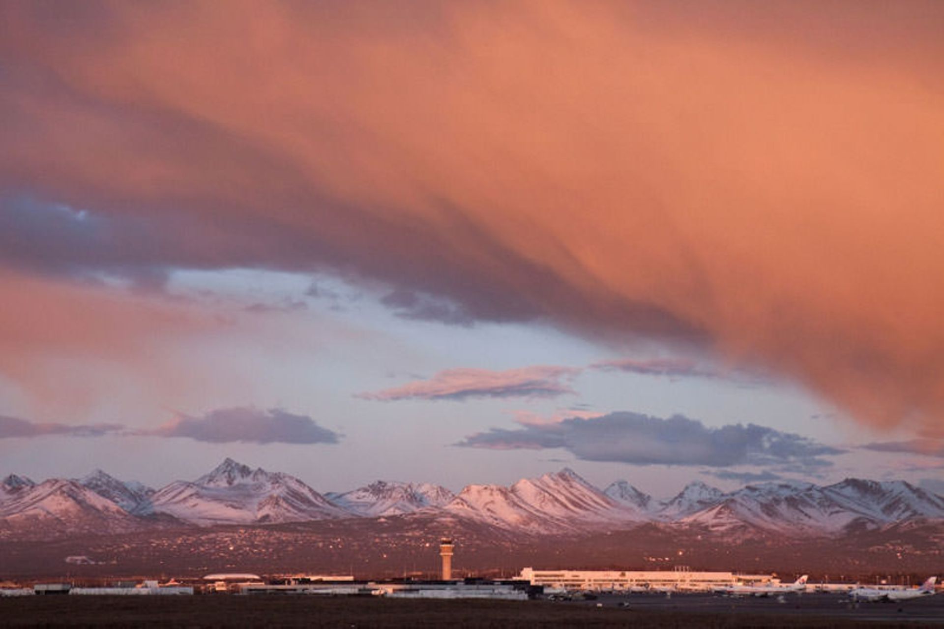فرودگاه بین‌المللی کفلاویک، ایسلند (Keflavik International Airport, Iceland)