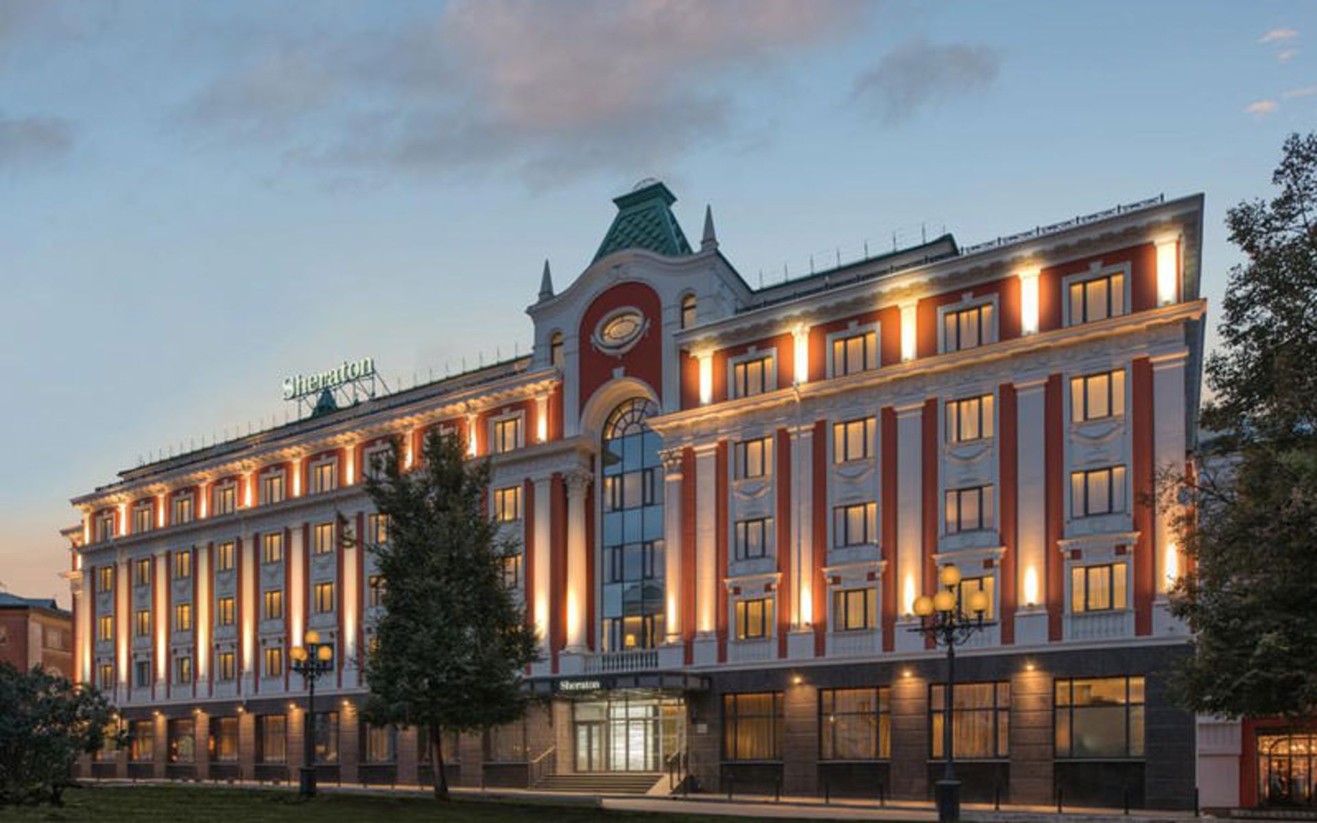 هتل شراتون نیژنی نووگورد کرملین (Sheraton Nizhny Novgorod Kremlin)