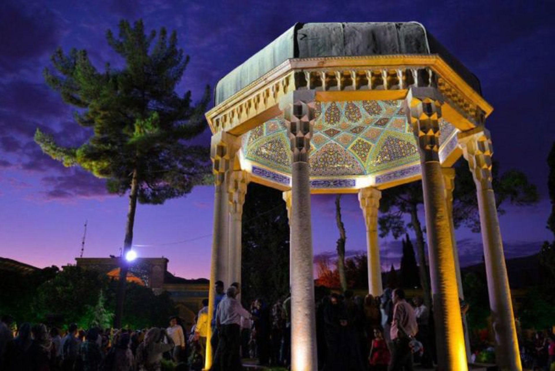 آرامگاه حافظ