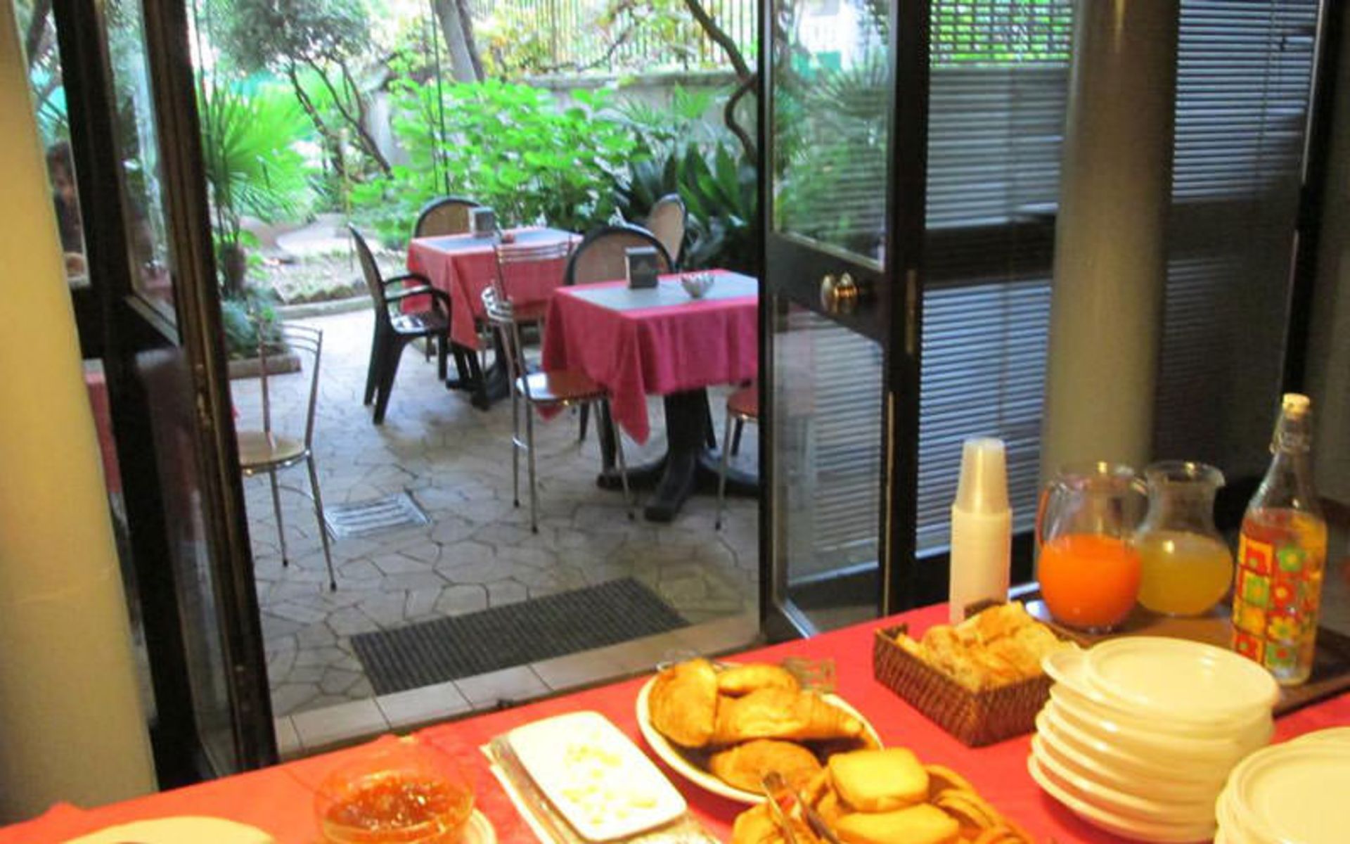 هتل آمالفی (Hotel Amalfi)