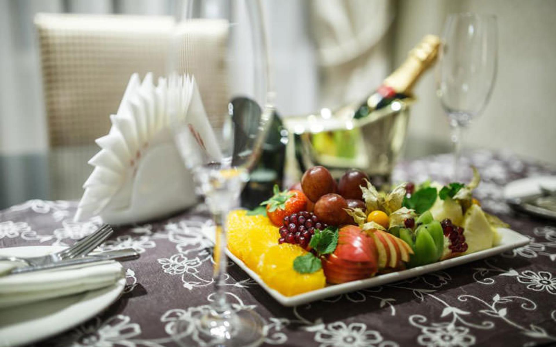 هتل رامادا کازان سیتی سنتر (Ramada Kazan City Centre)