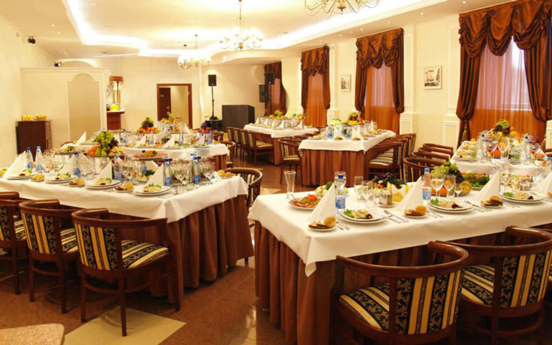 هتل گلف ستریم (Gulf Stream Hotel)