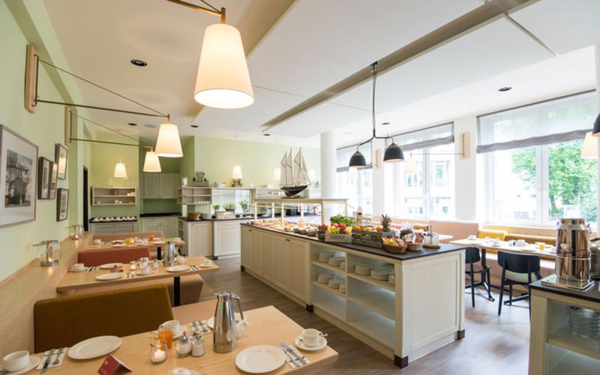 هتل استلا ماریس (Hotel Stella Maris)
