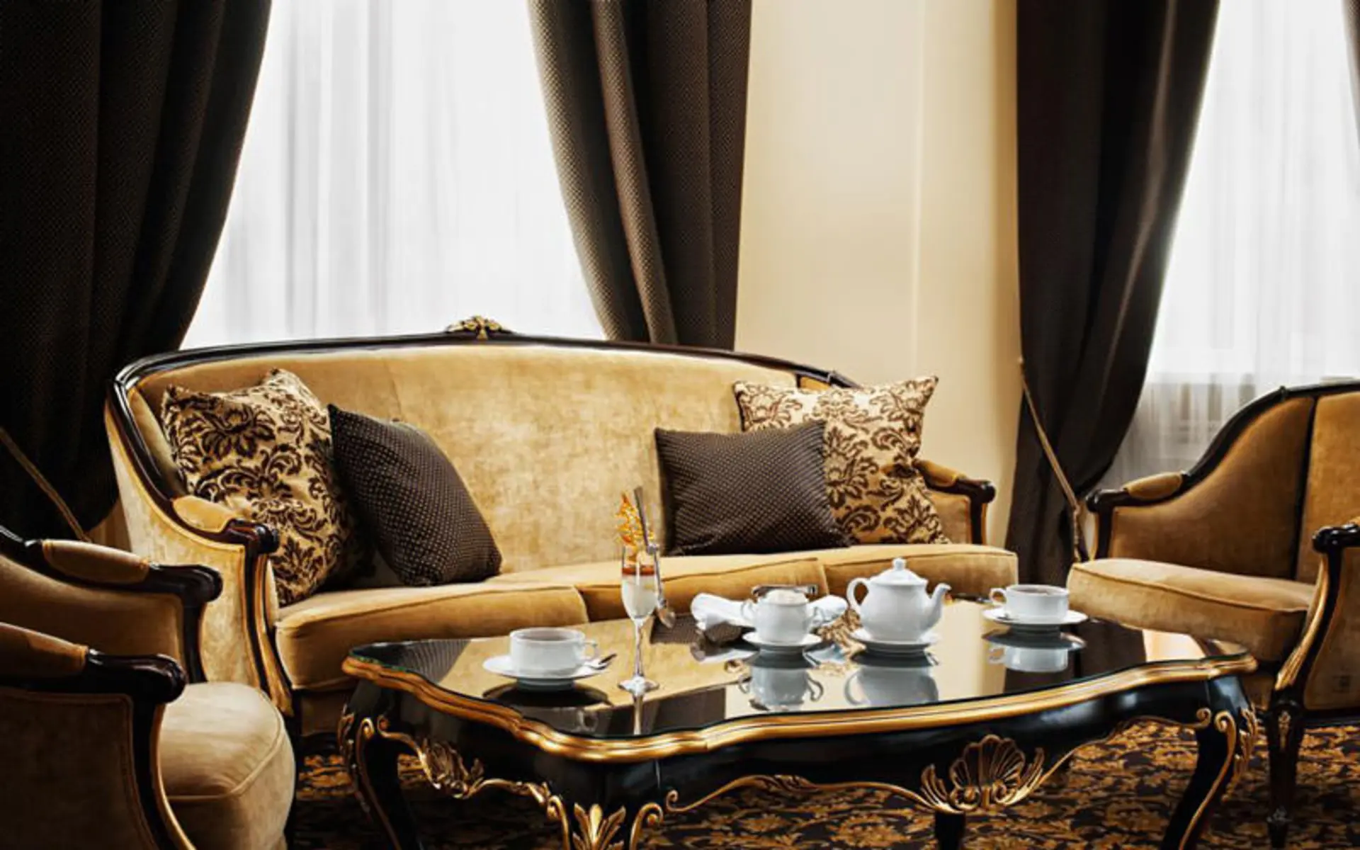 هتل ولگوگراد (Hotel Volgograd)