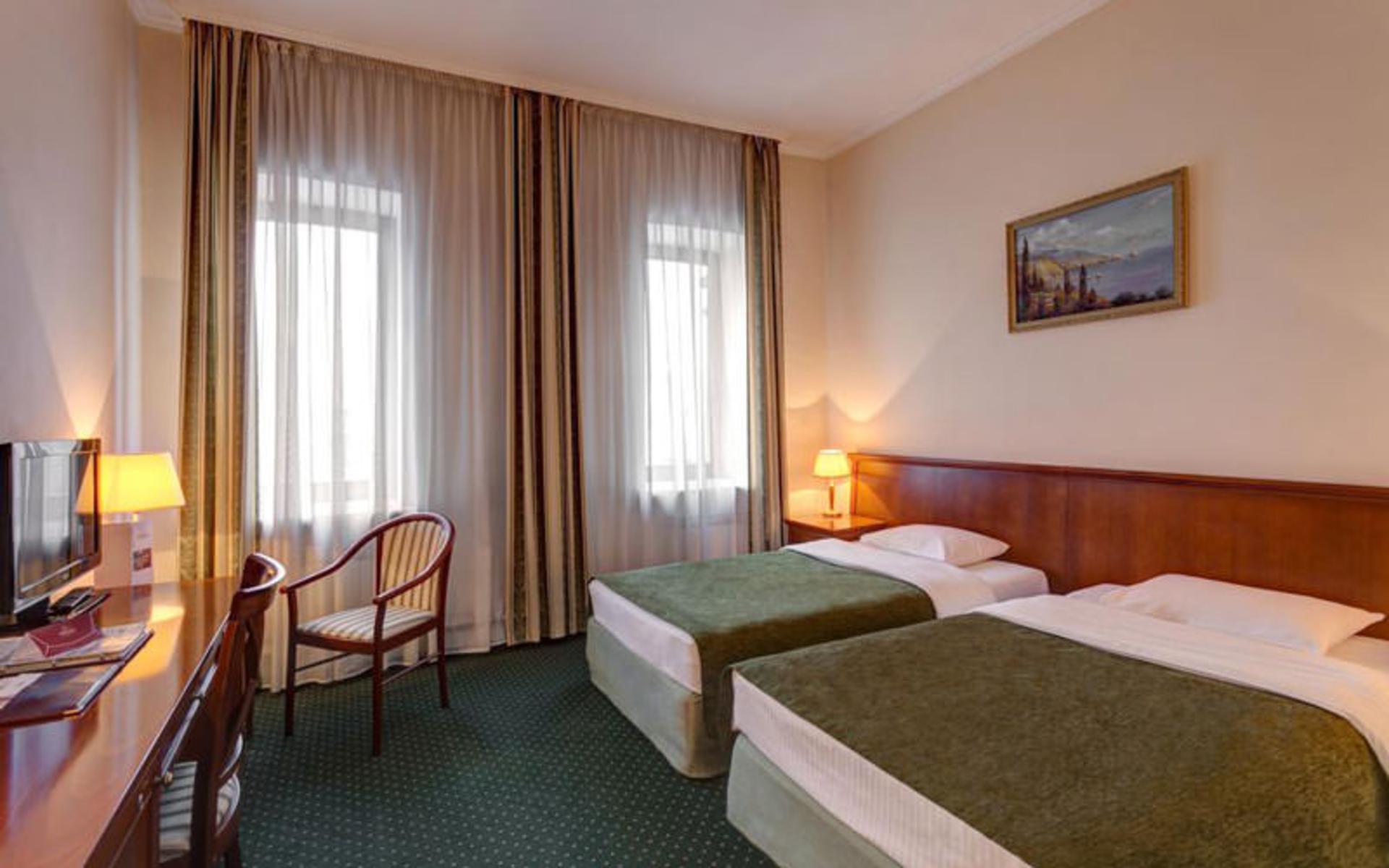هتل شالیاپین پالاس (Shalyapin Palace Hotel)