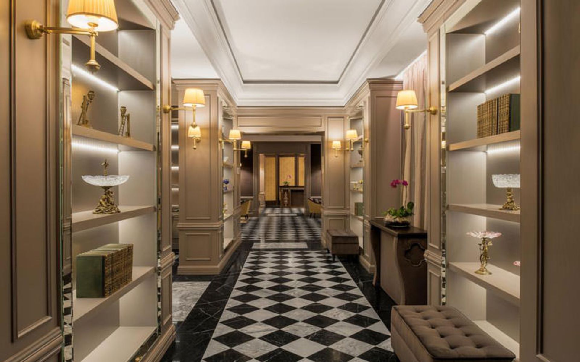 هتل شراتون نیژنی نووگورد کرملین (Sheraton Nizhny Novgorod Kremlin)