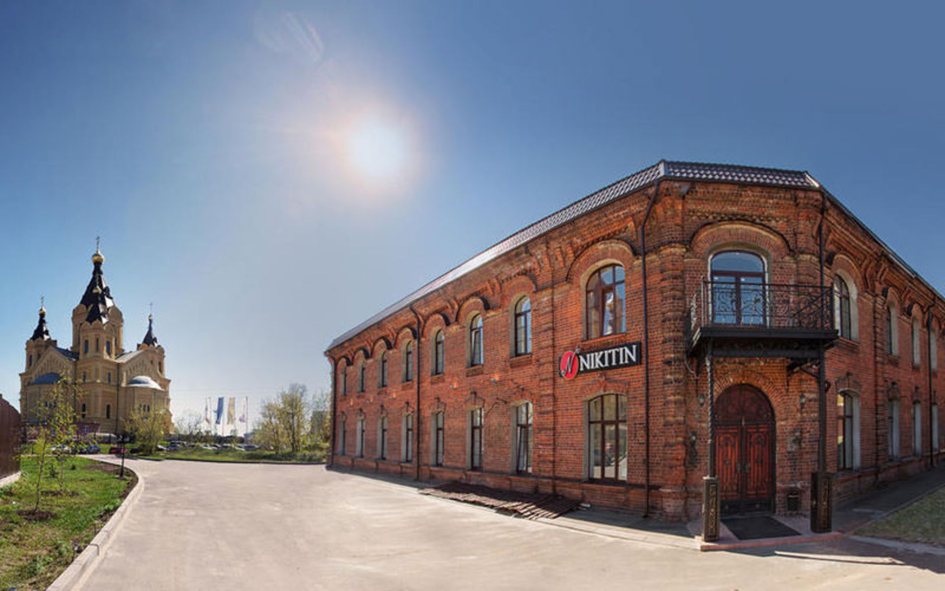 هتل نیکیتین (Nikitin Hotel)