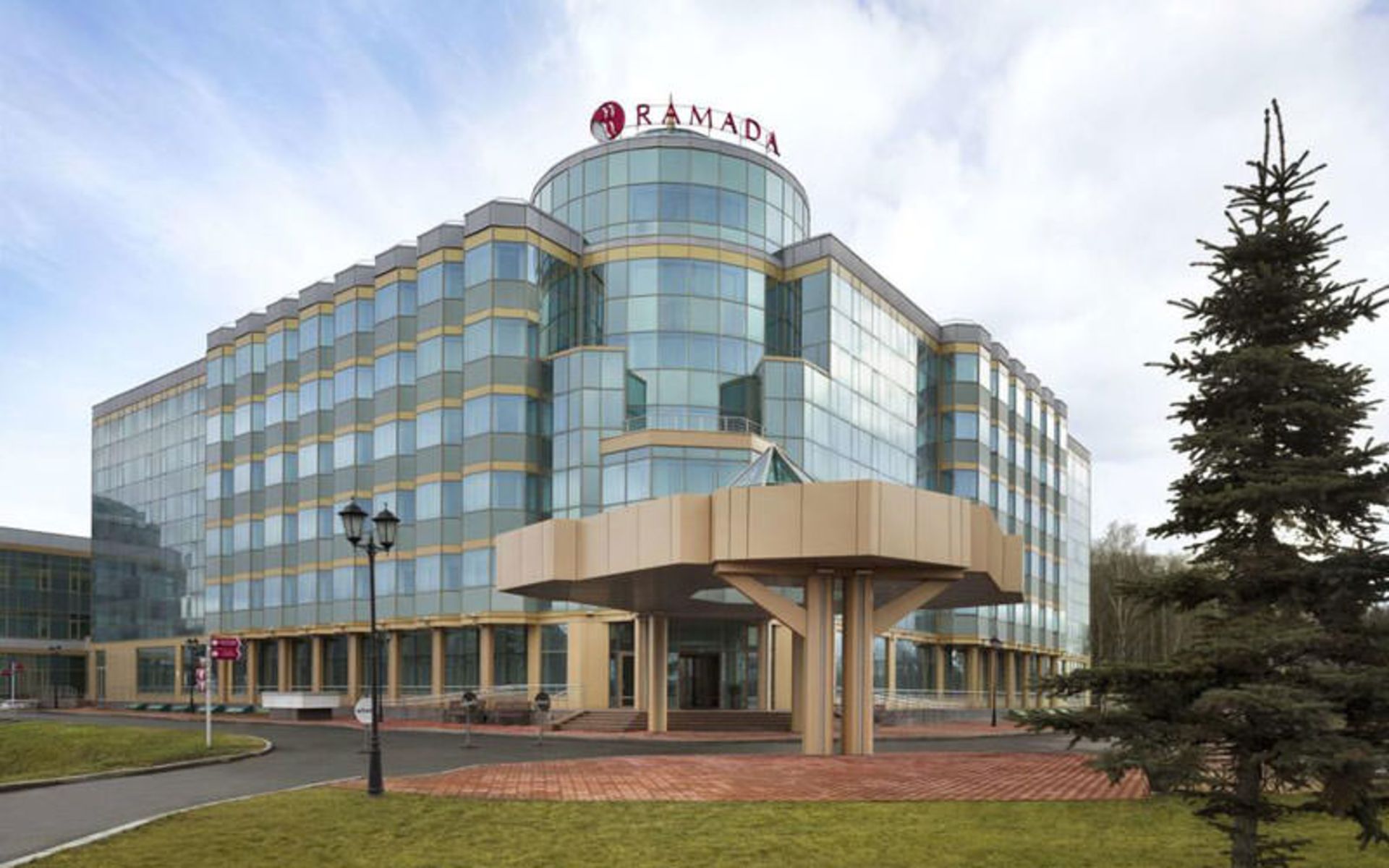 هتل و اسپا رامادا یکاترینبورگ (Ramada Ekaterinburg Hotel & Spa)