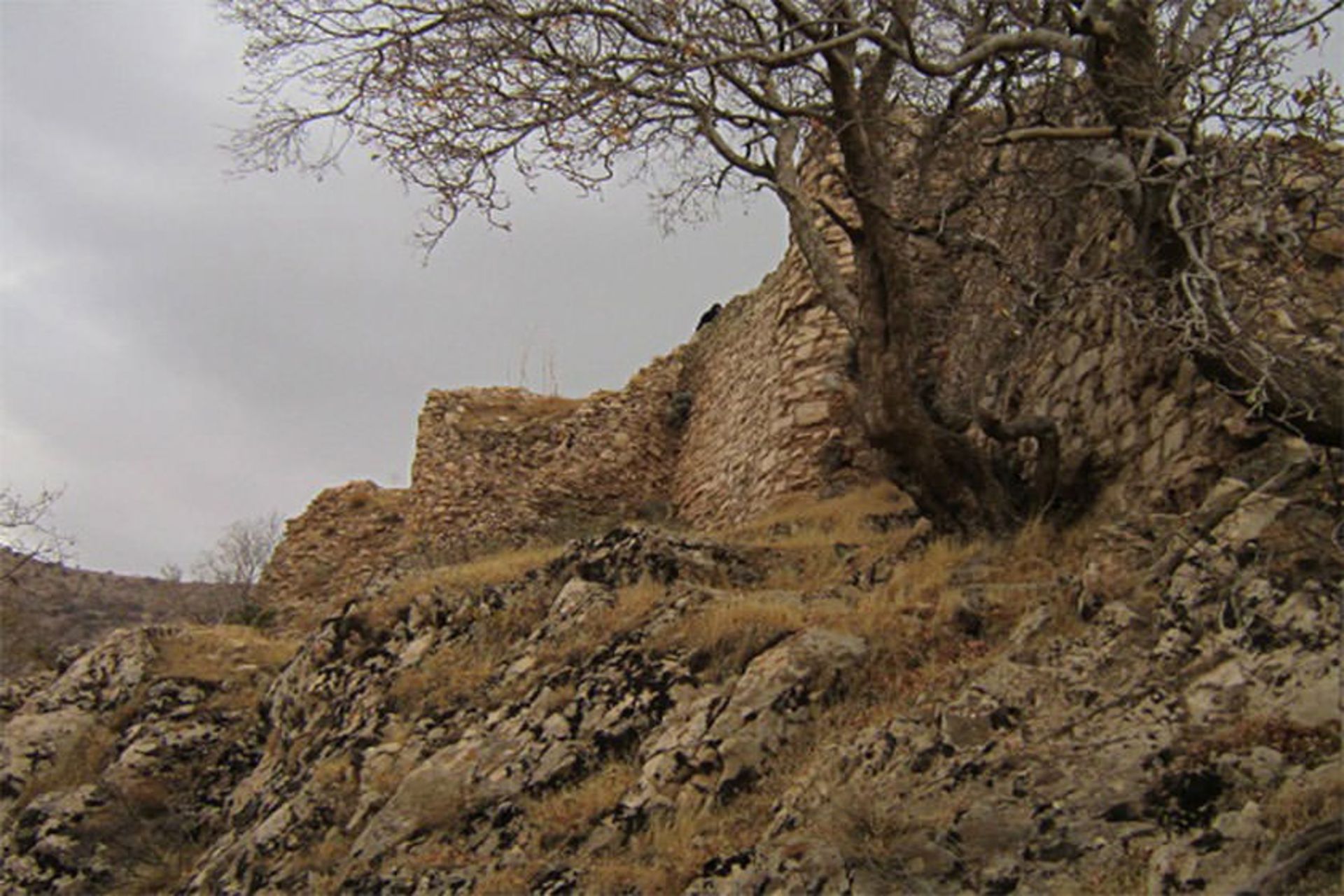 قلعه یزدگرد