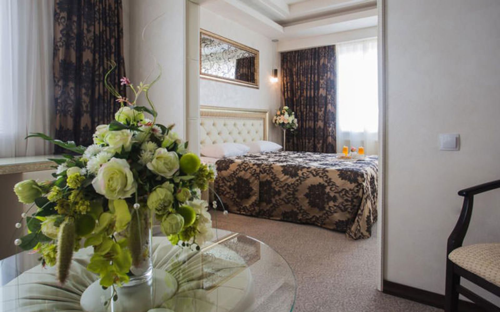هتل رینگ (Hotel RING)