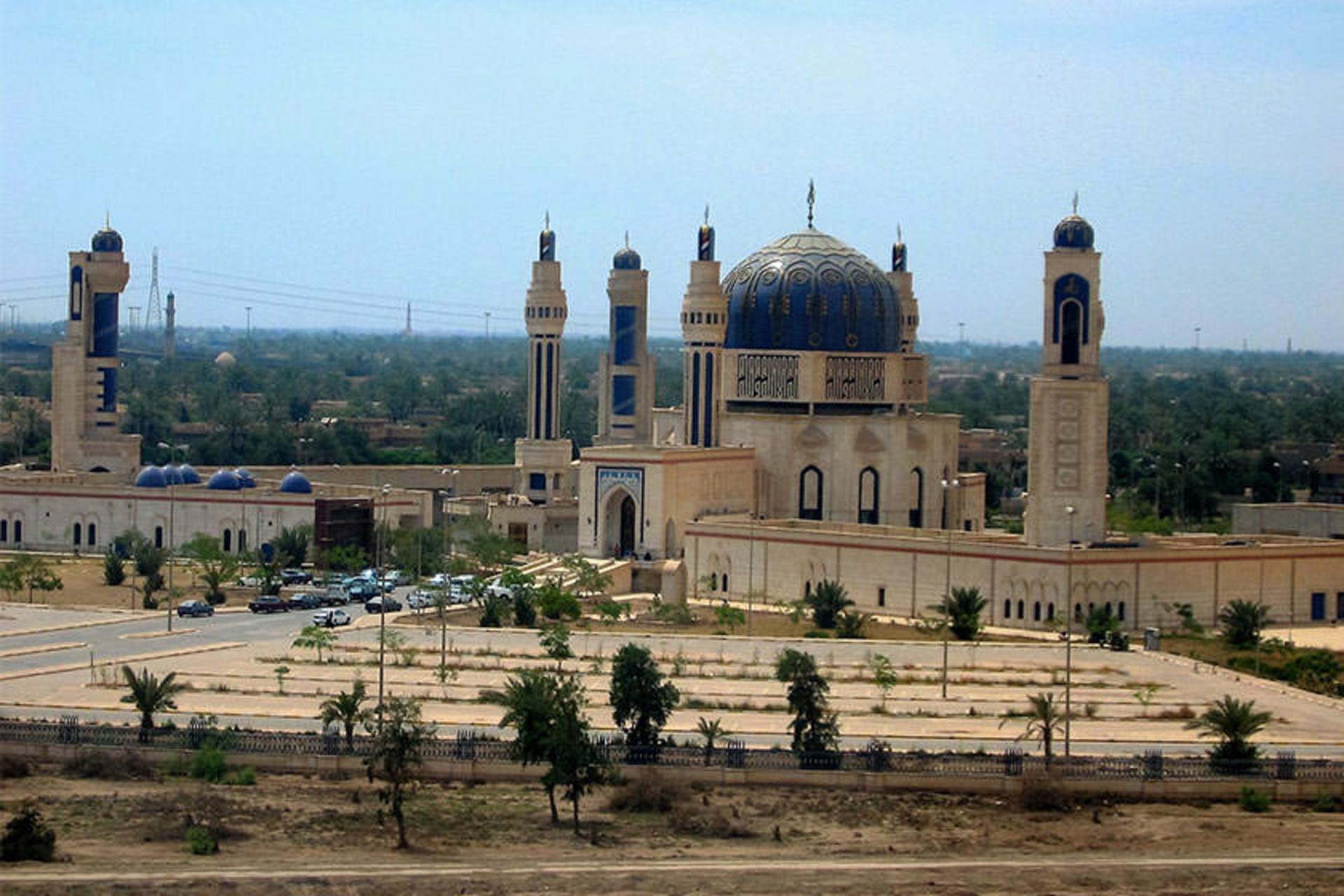 بغداد