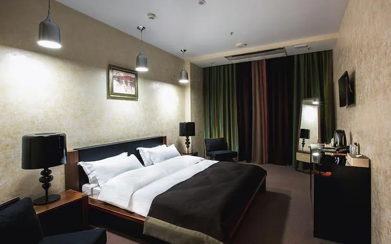 هتل سیتی هتل (City Hotel)