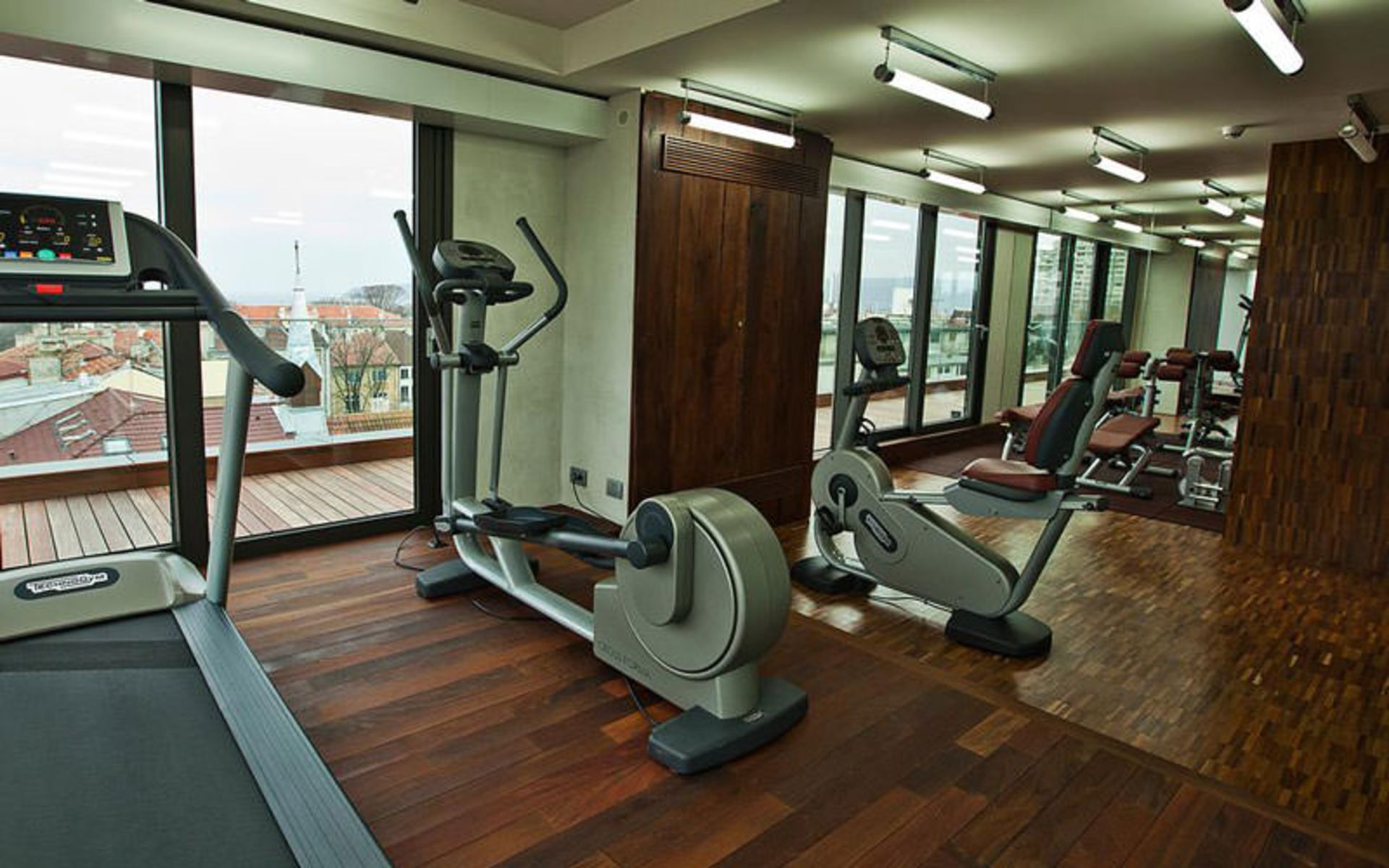 هتل گرافیت گالری دیزاین (Graffit Gallery Design Hotel)