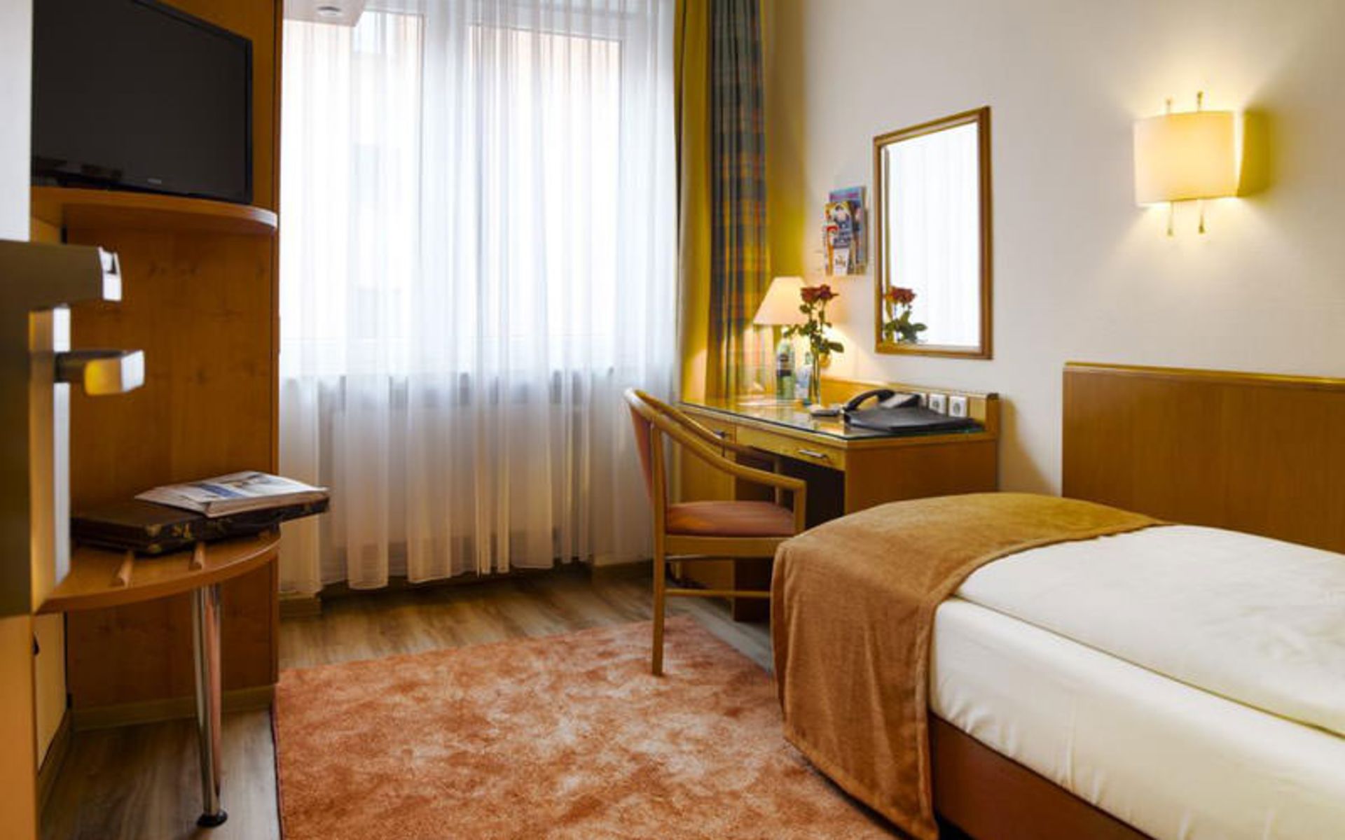 هتل تیفنتال (Hotel Tiefenthal)