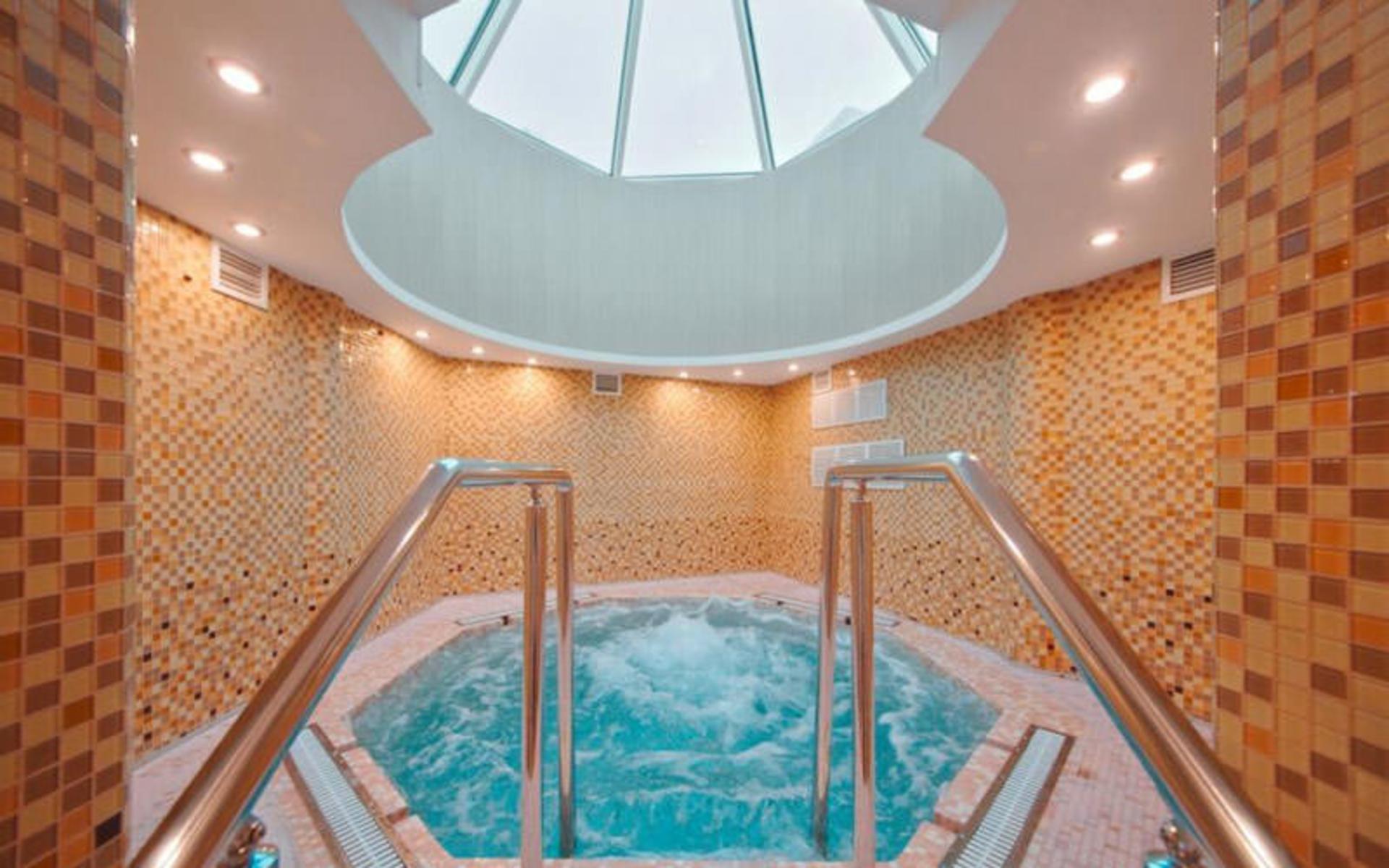 هتل و اسپا رامادا یکاترینبورگ (Ramada Ekaterinburg Hotel & Spa)