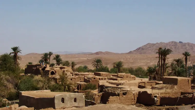 روستای عروسان خور و بیابانک