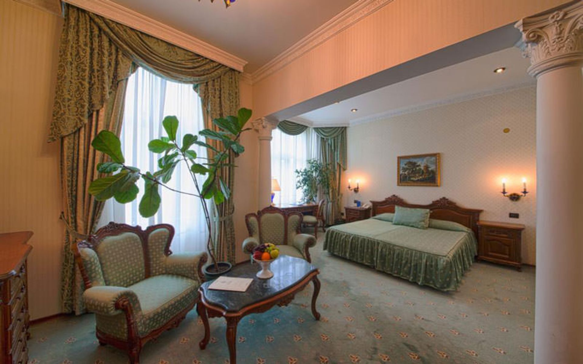 هتل گرند هتل لندن (Grand Hotel London)