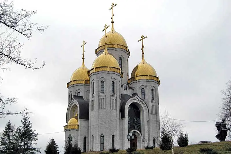 کلیسای تمام مقدسات (All Saints Church)