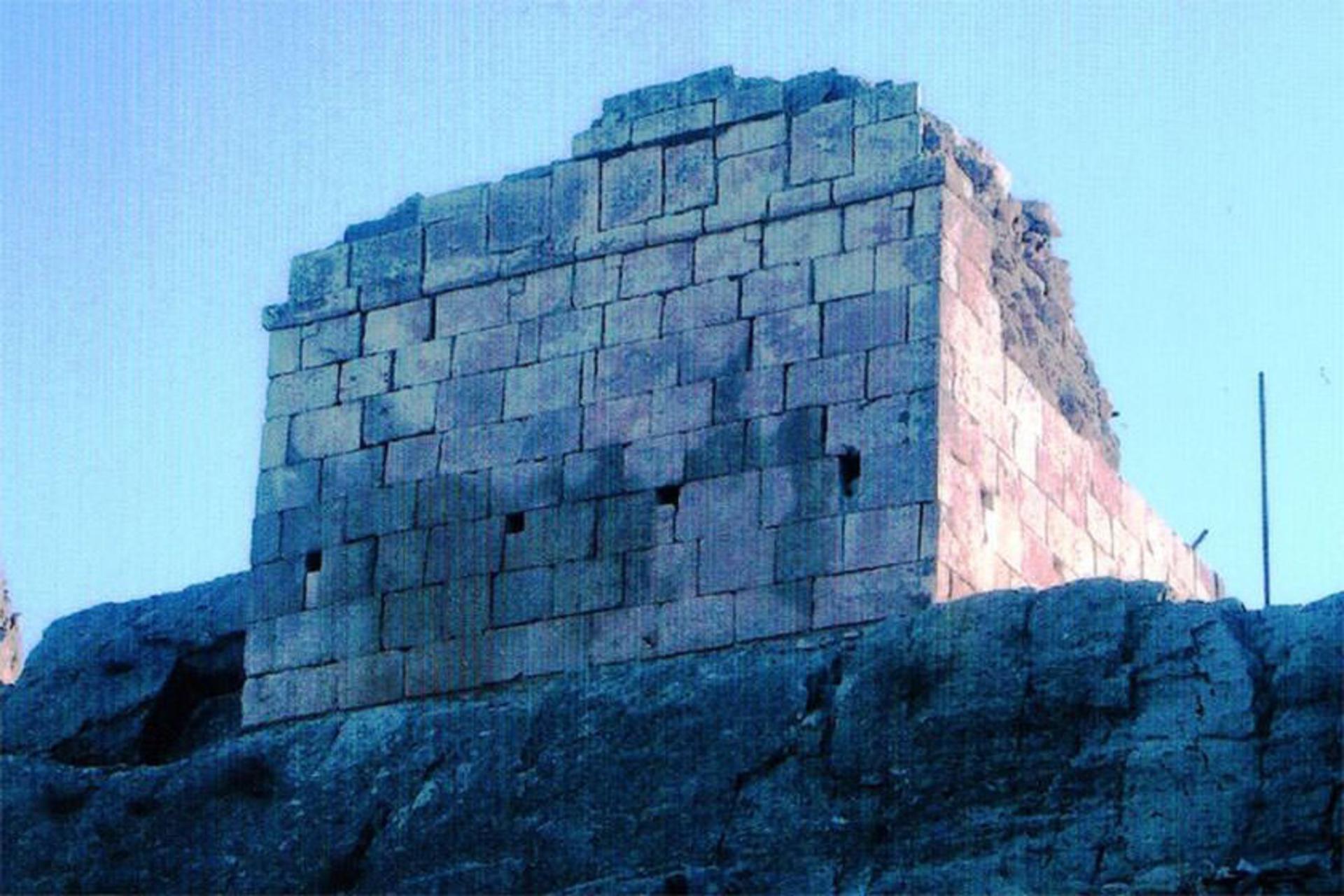 مقبره جاماسب حکیم