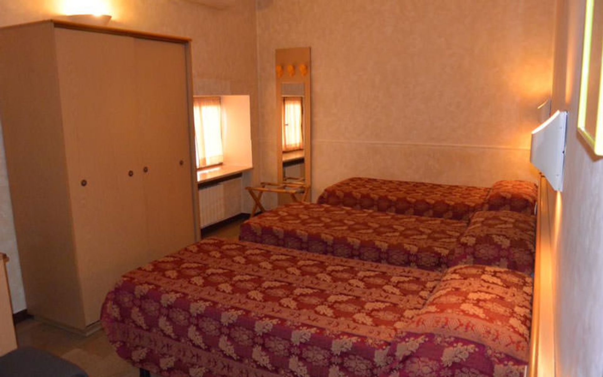 هتل نتونو (Hotel Nettuno)