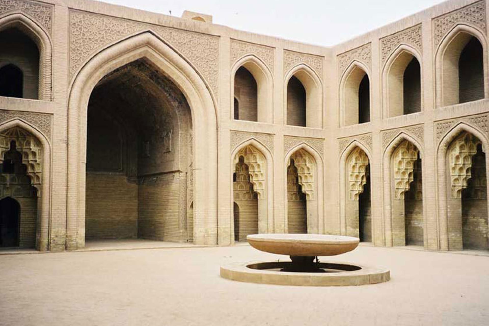 بغداد