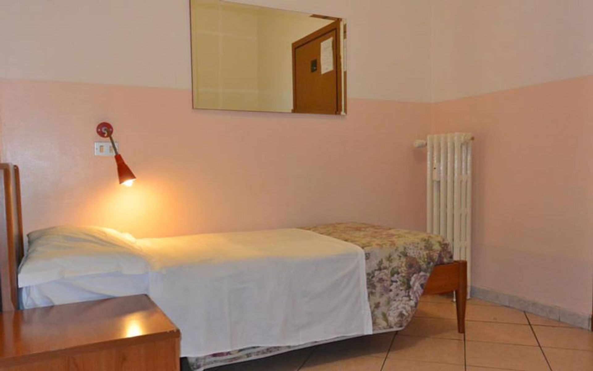 هتل سنترال استیشن (Hotel Central Station)