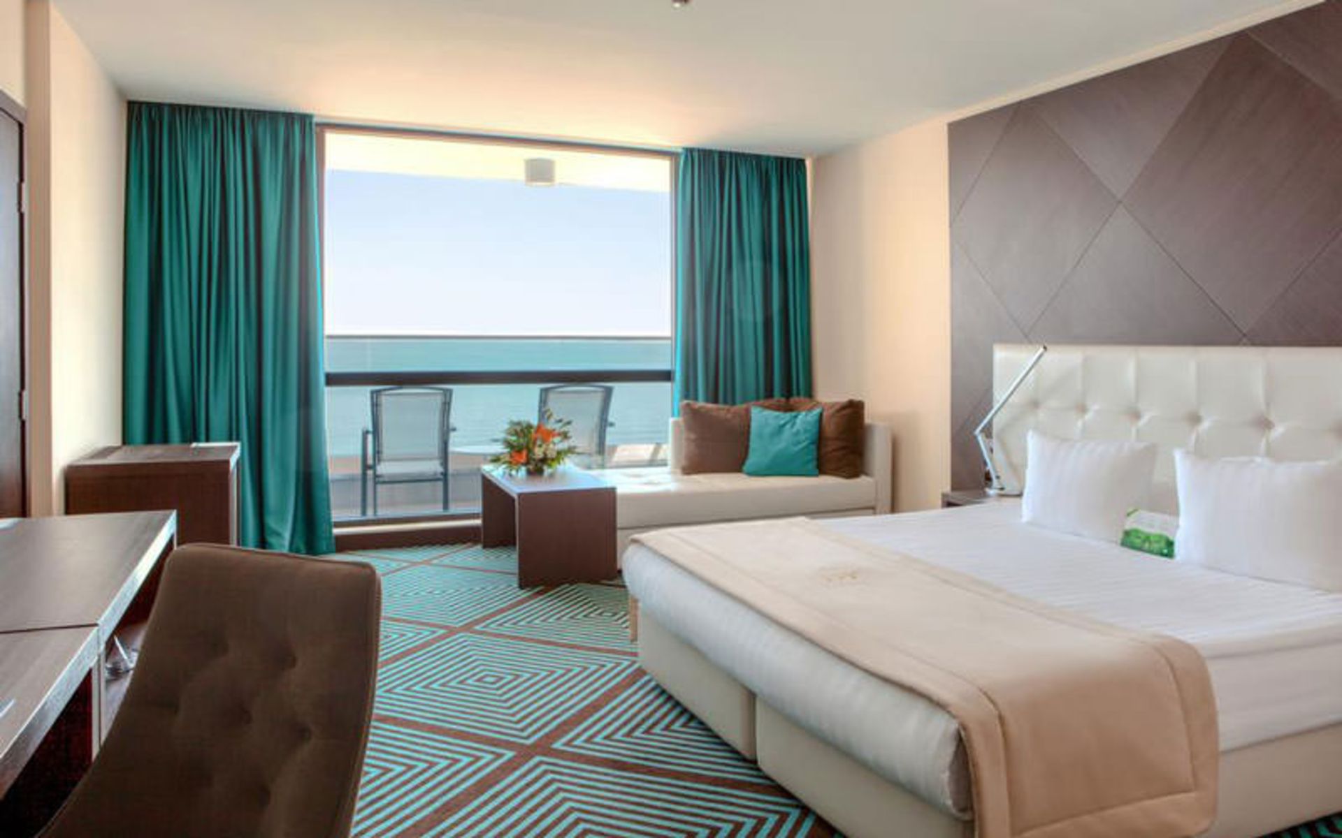 هتل اینترنشنال هتل کازینو اند تاور سوئیتز (International Hotel Casino & Tower Suites)