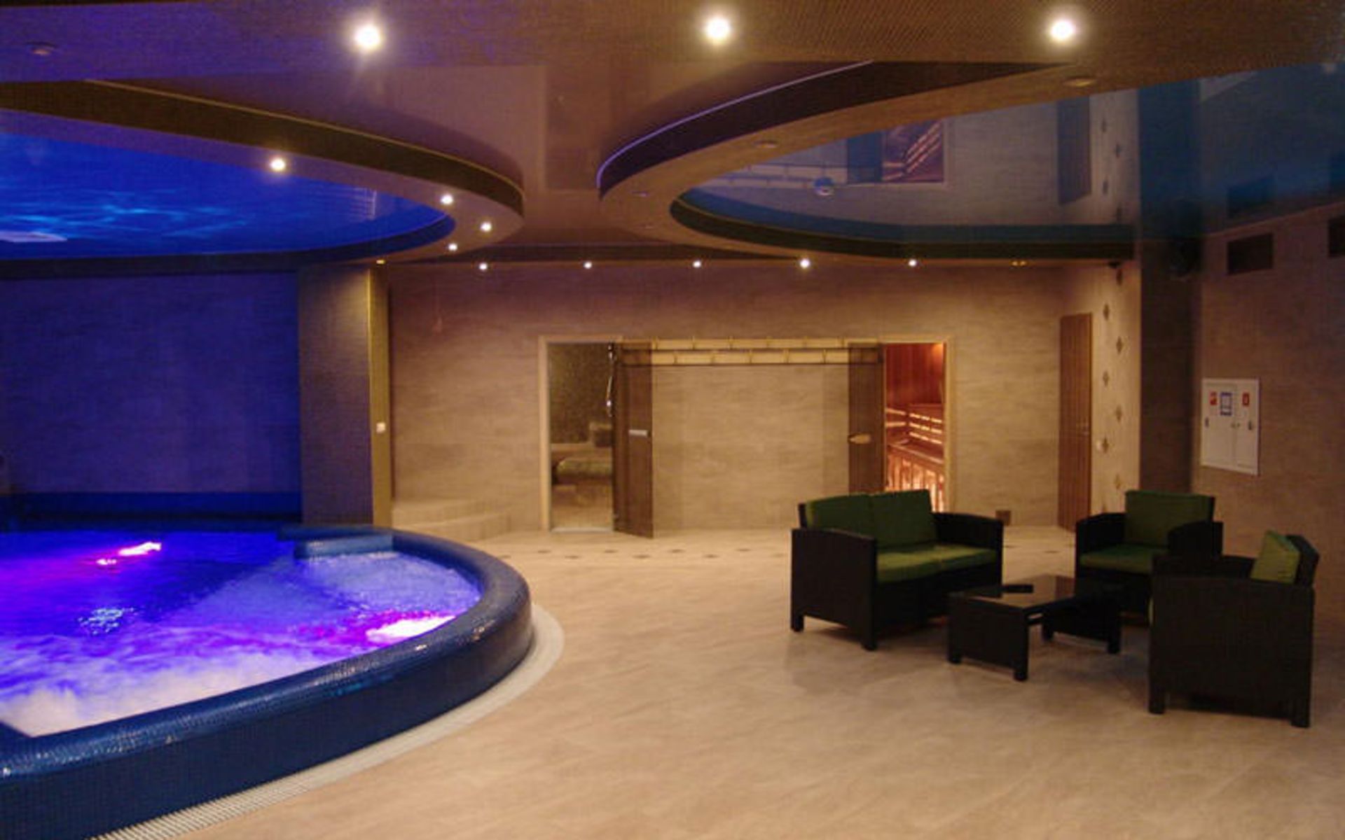هتل گالری پارک ولگوگراد (Hotel Gallery Park Volgograd)