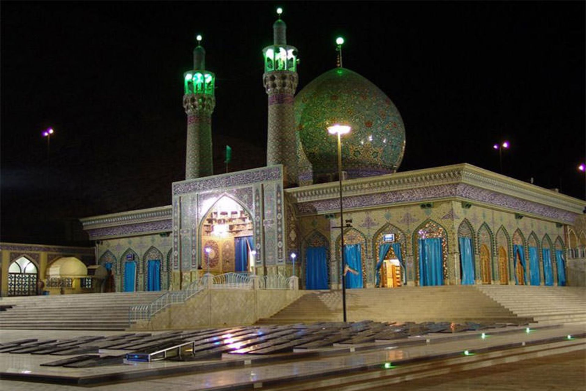 امامزاده شاه رضا 