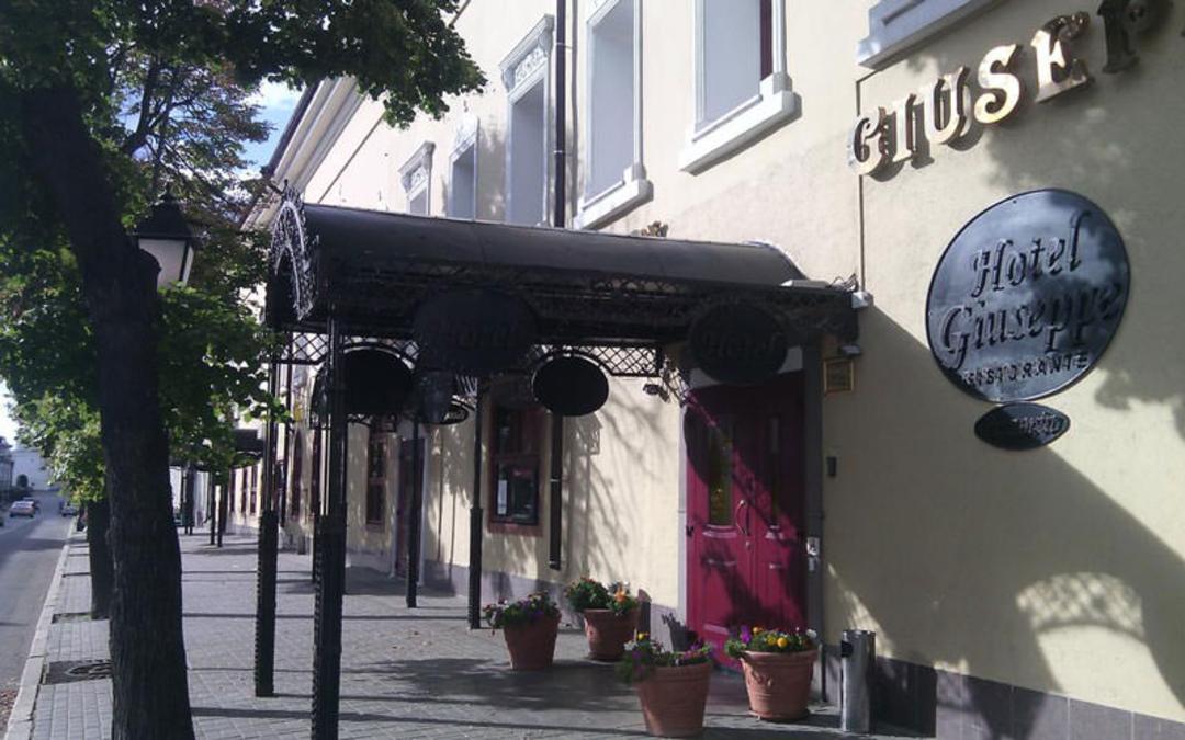 هتل جوسه پی (Giuseppe Hotel)