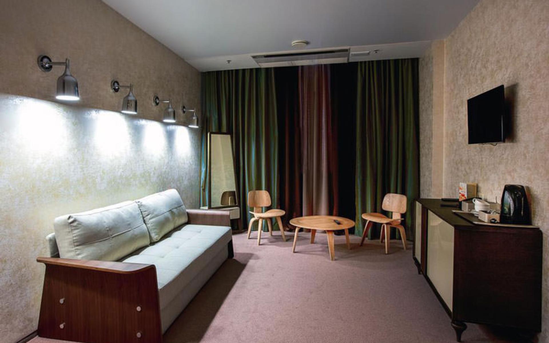 هتل سیتی هتل (City Hotel)