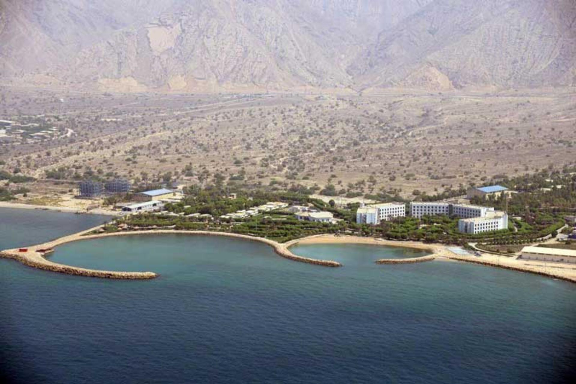 فرودگاه عسلویه