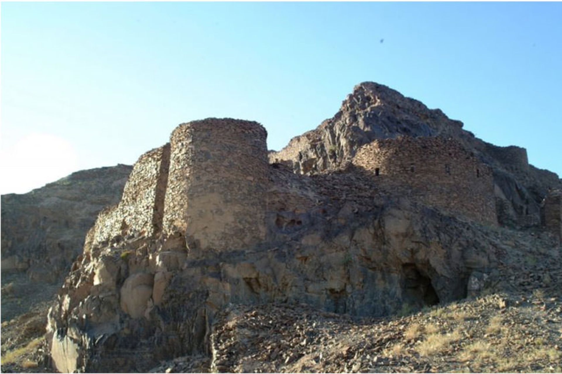 کوه قلعه فردوس