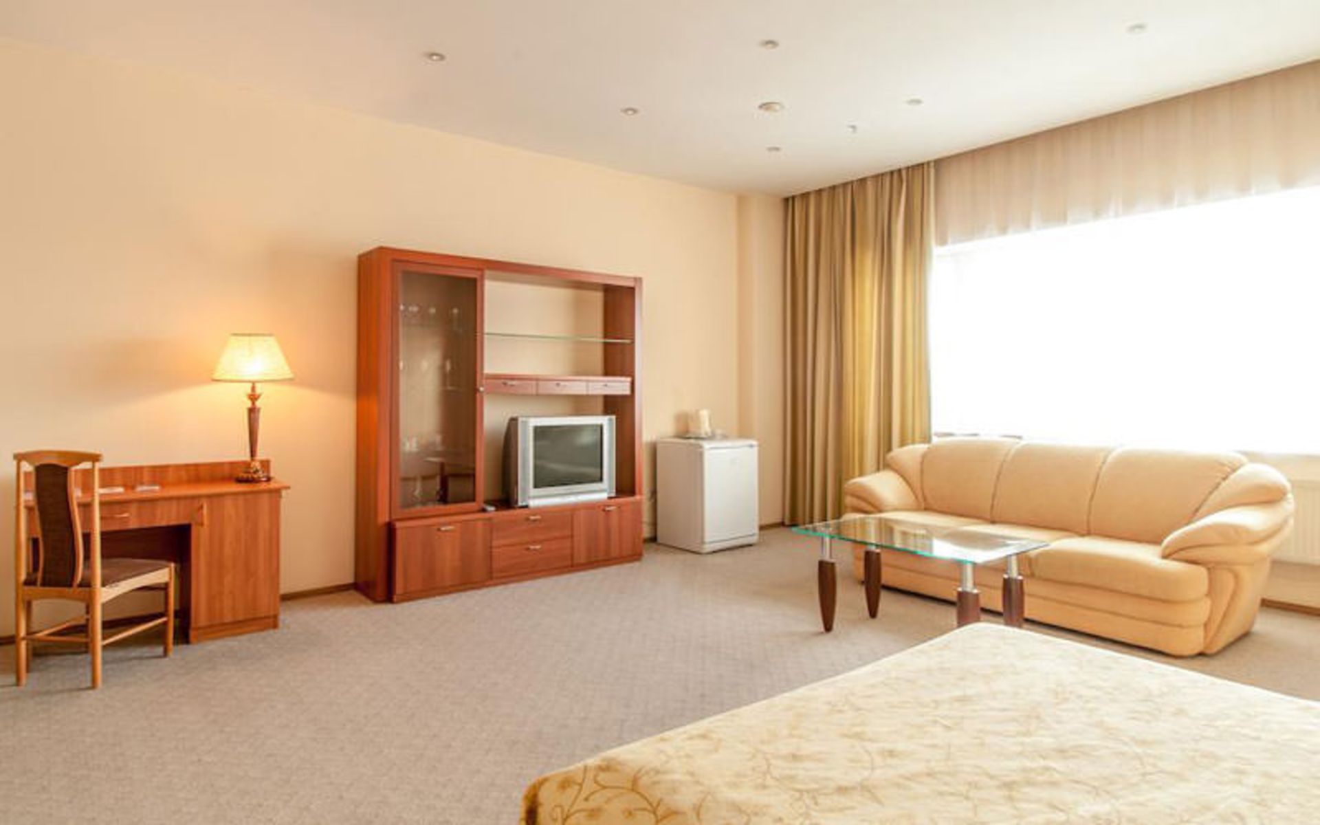 هتل آتلانتیک بای اوستا (Atlantic by USTA Hotels)