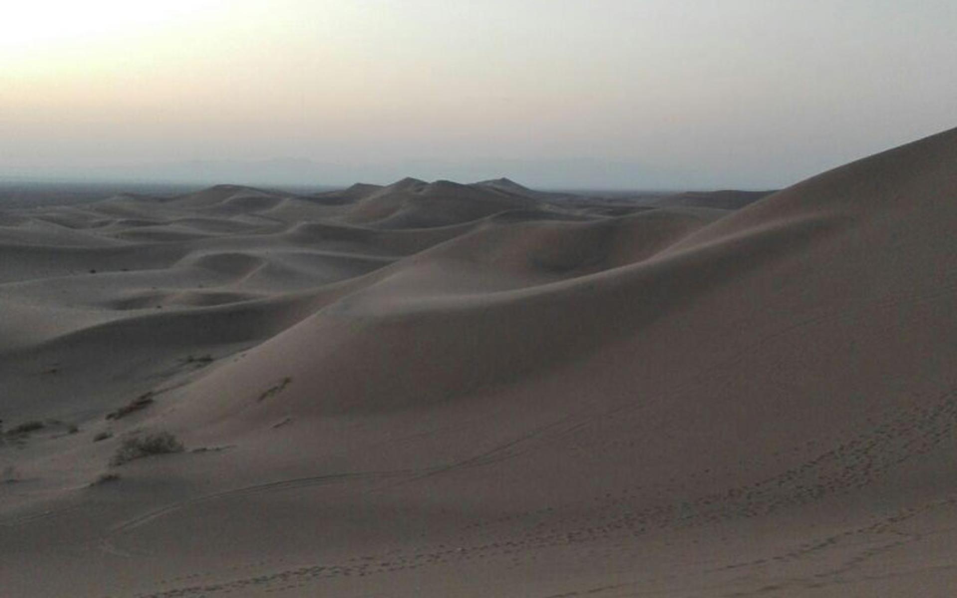 کویر صادق‌آباد