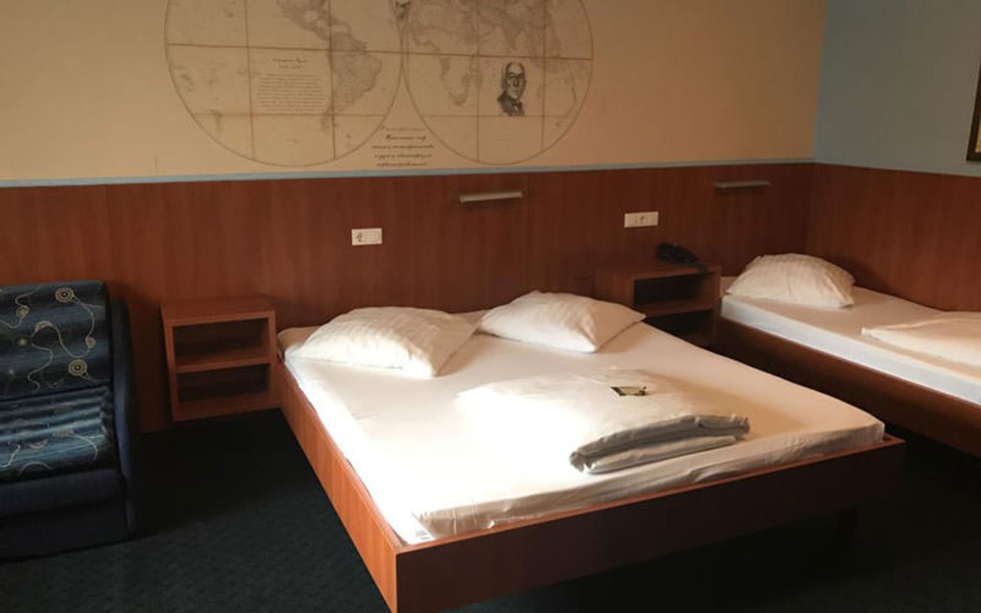 هتل ناویگیتور (Hotel Navigator)