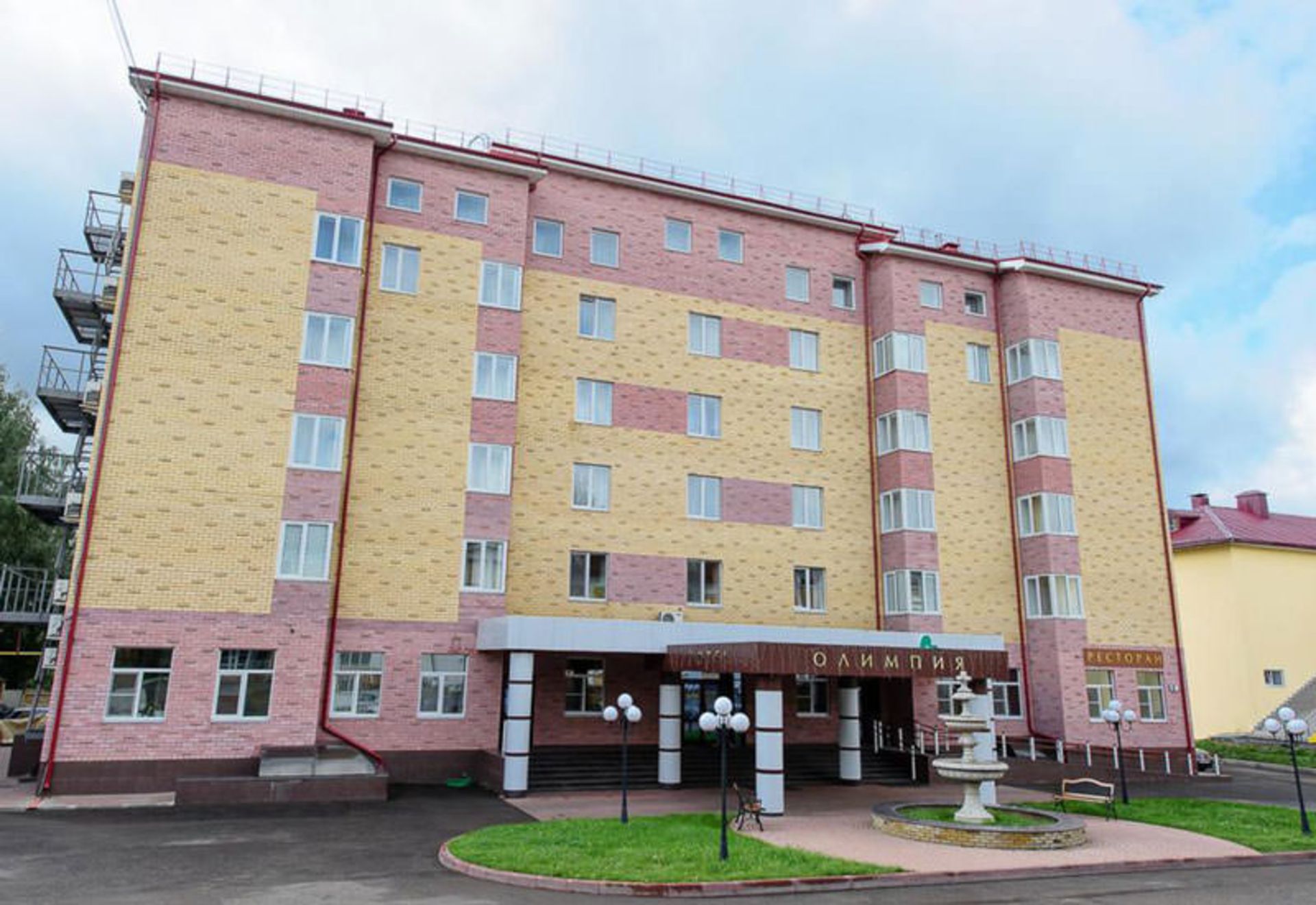هتل المپیا (Hotel Olympia)