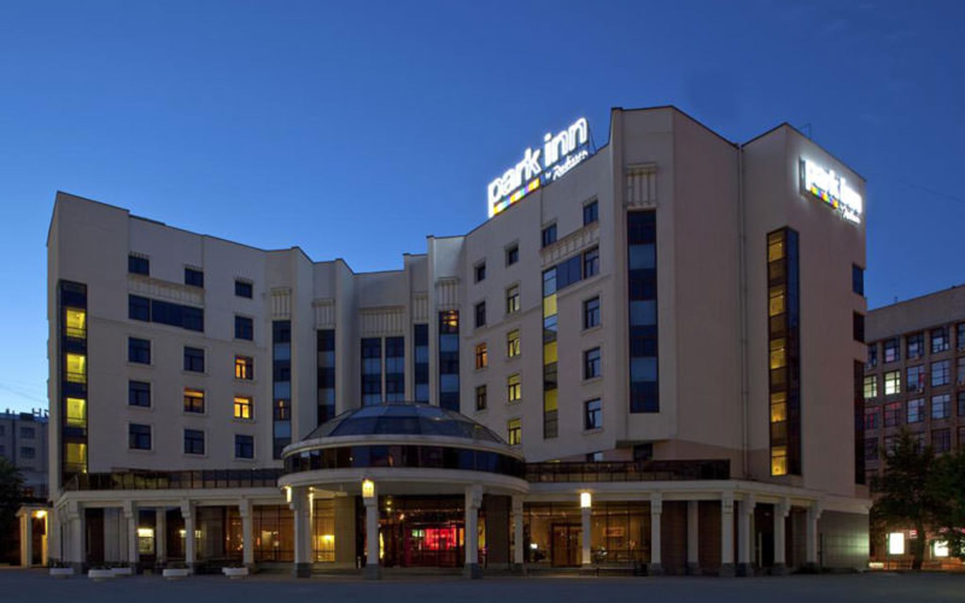 هتل پارک این بای رادیسون (Park Inn by Radisson)