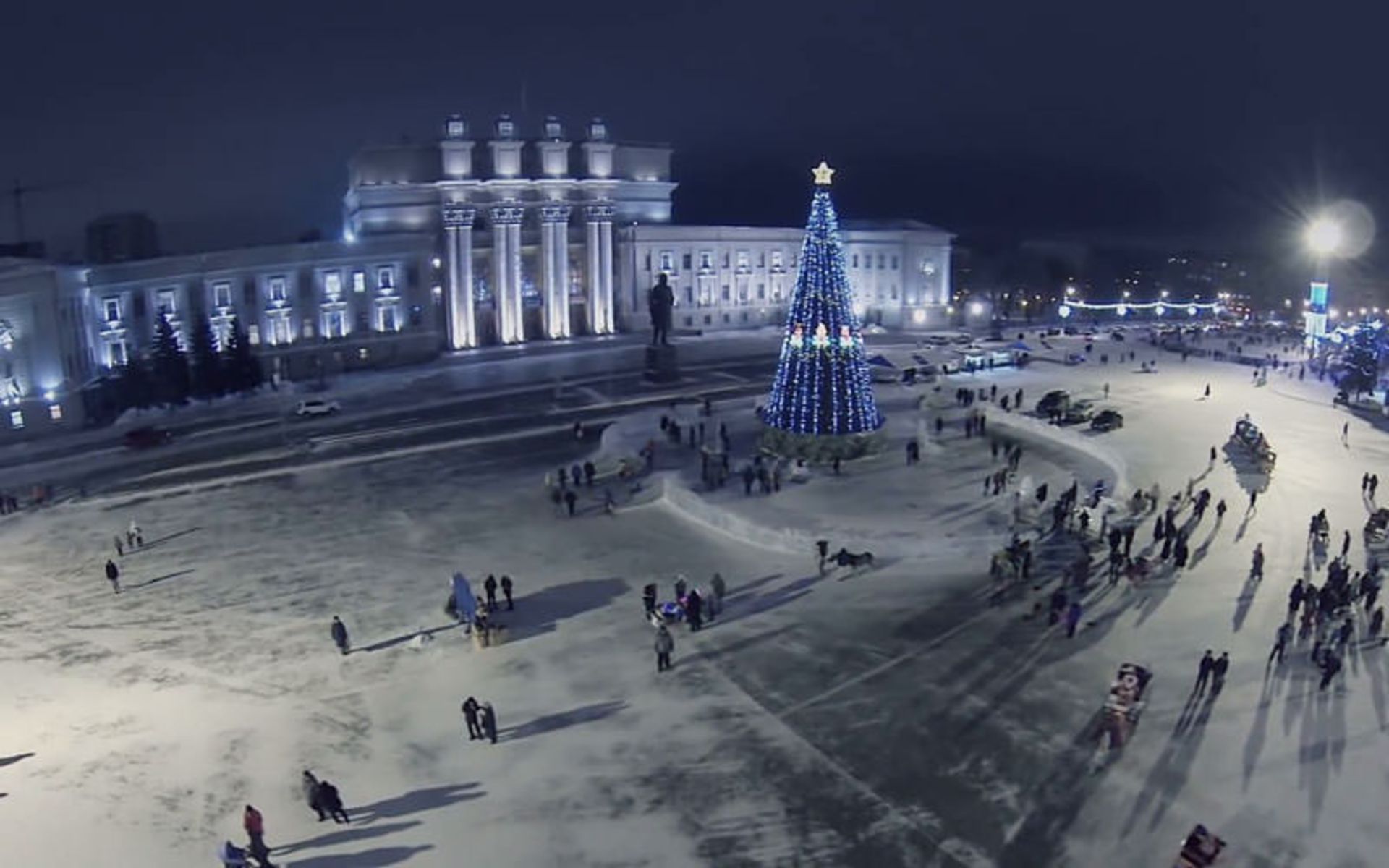 میدان کوباشیف (Kuibyshev Square)