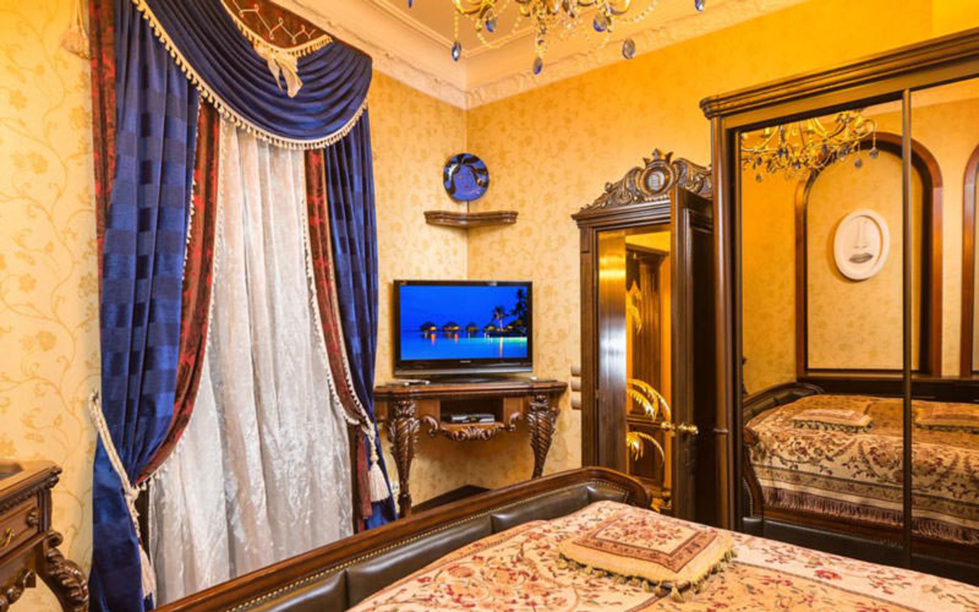 هتل بوتیک آنا (Anna Boutique Hotel)