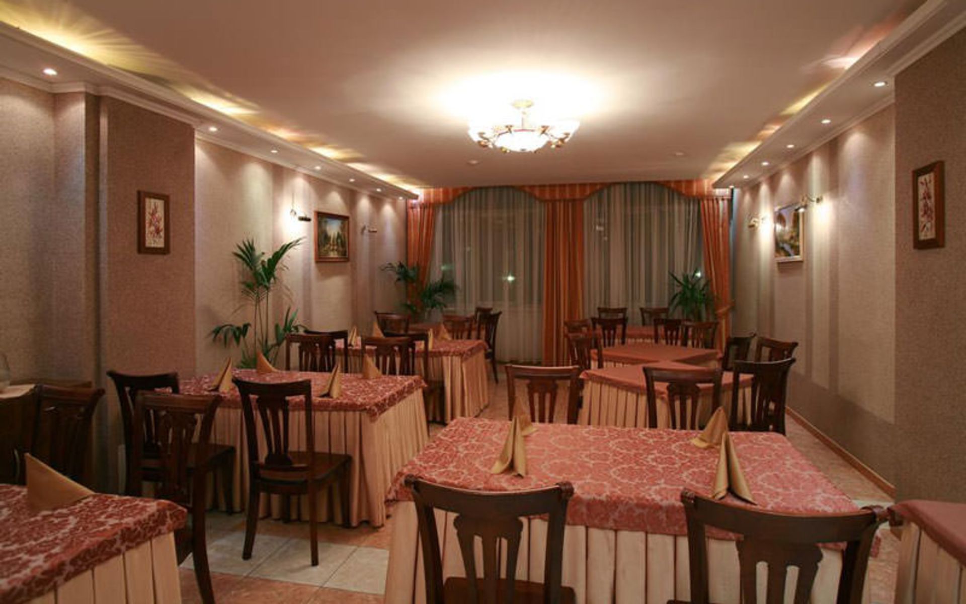هتل سانتوریا یانتار (Sanatoriy Yantar)