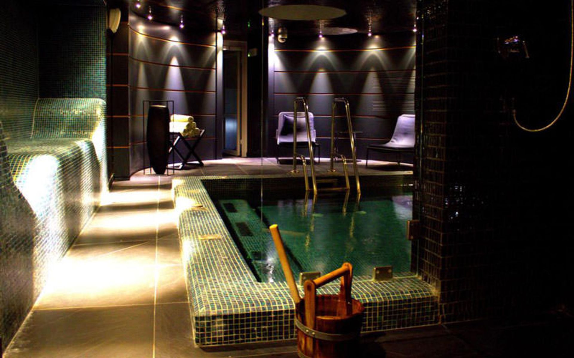 هتل اسچلوس یانتارنی (Schloss Hotel Yantarny)