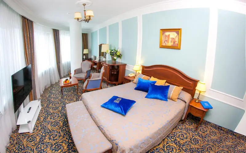 هتل اونگین (Onegin Hotel)
