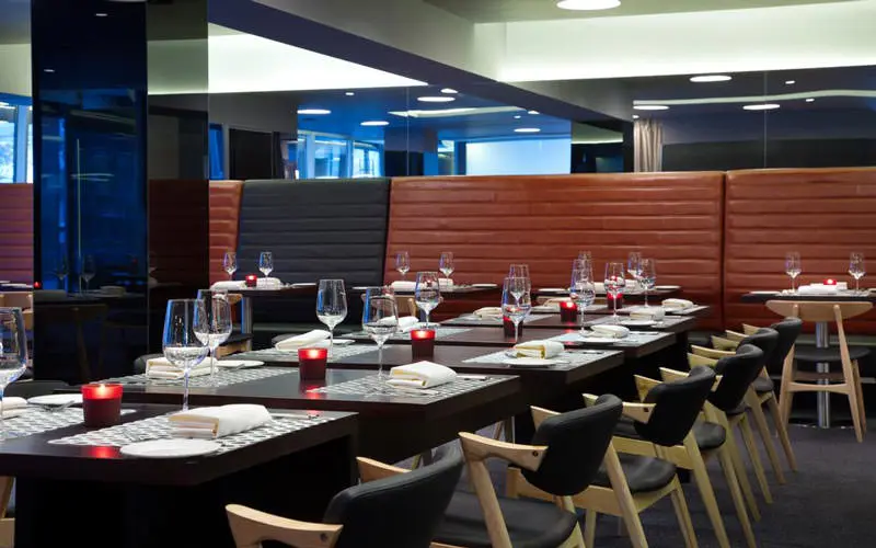 هتل دابل تری بای هیلتون (DoubleTree by Hilton Ekaterinburg City Centre)