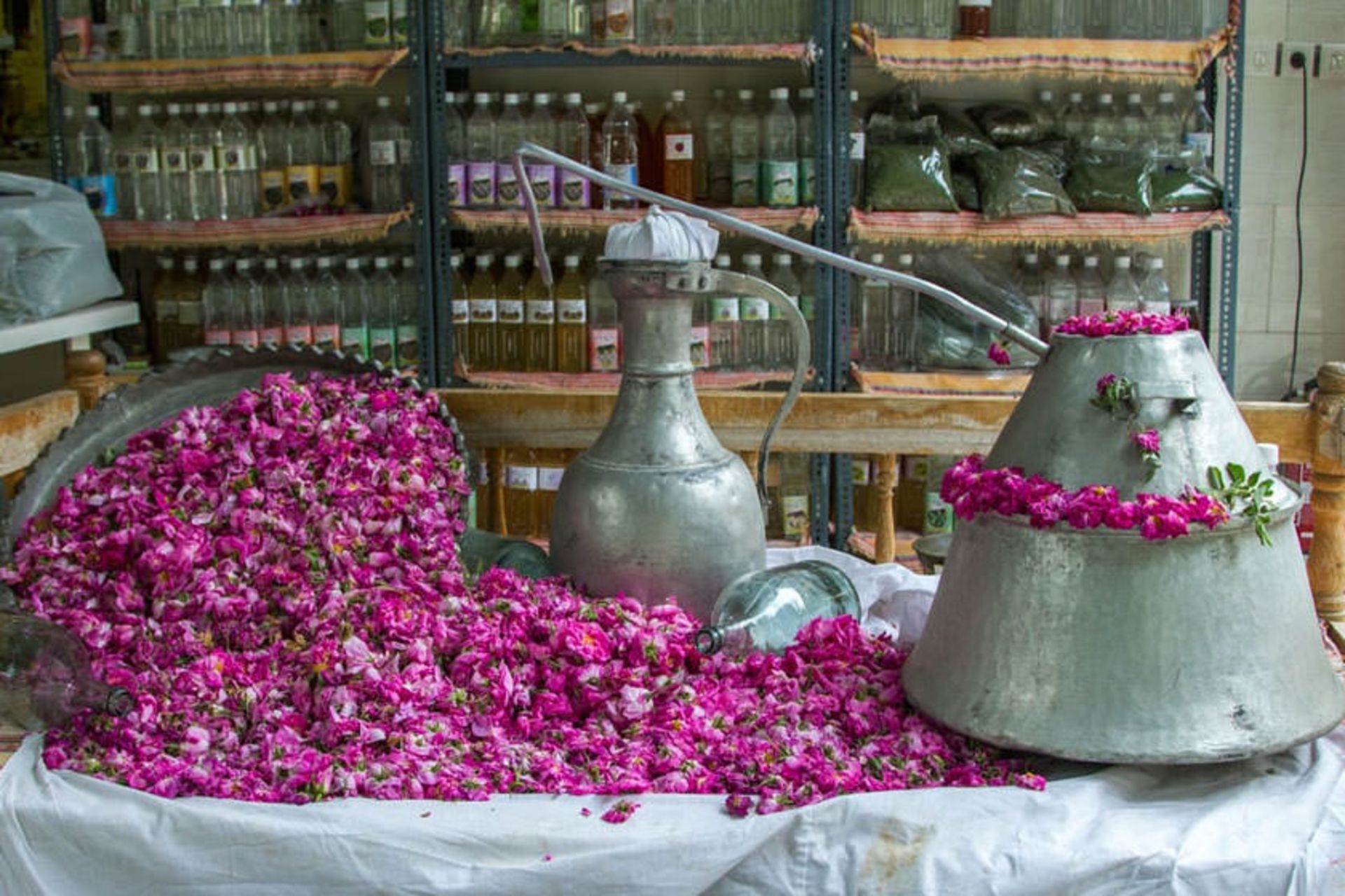 ثبت ملی گلاب گیری لاله زار