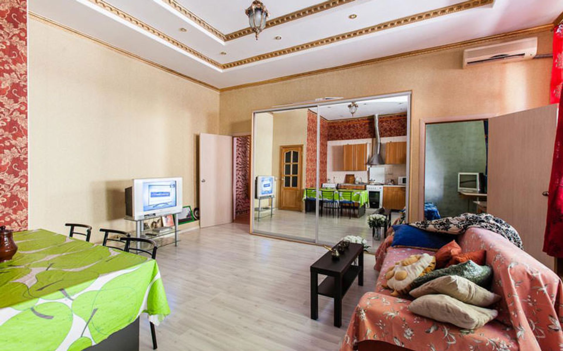 هتل ویلا زاکروتکینا ۴ (Villa Zakrutkina 4)