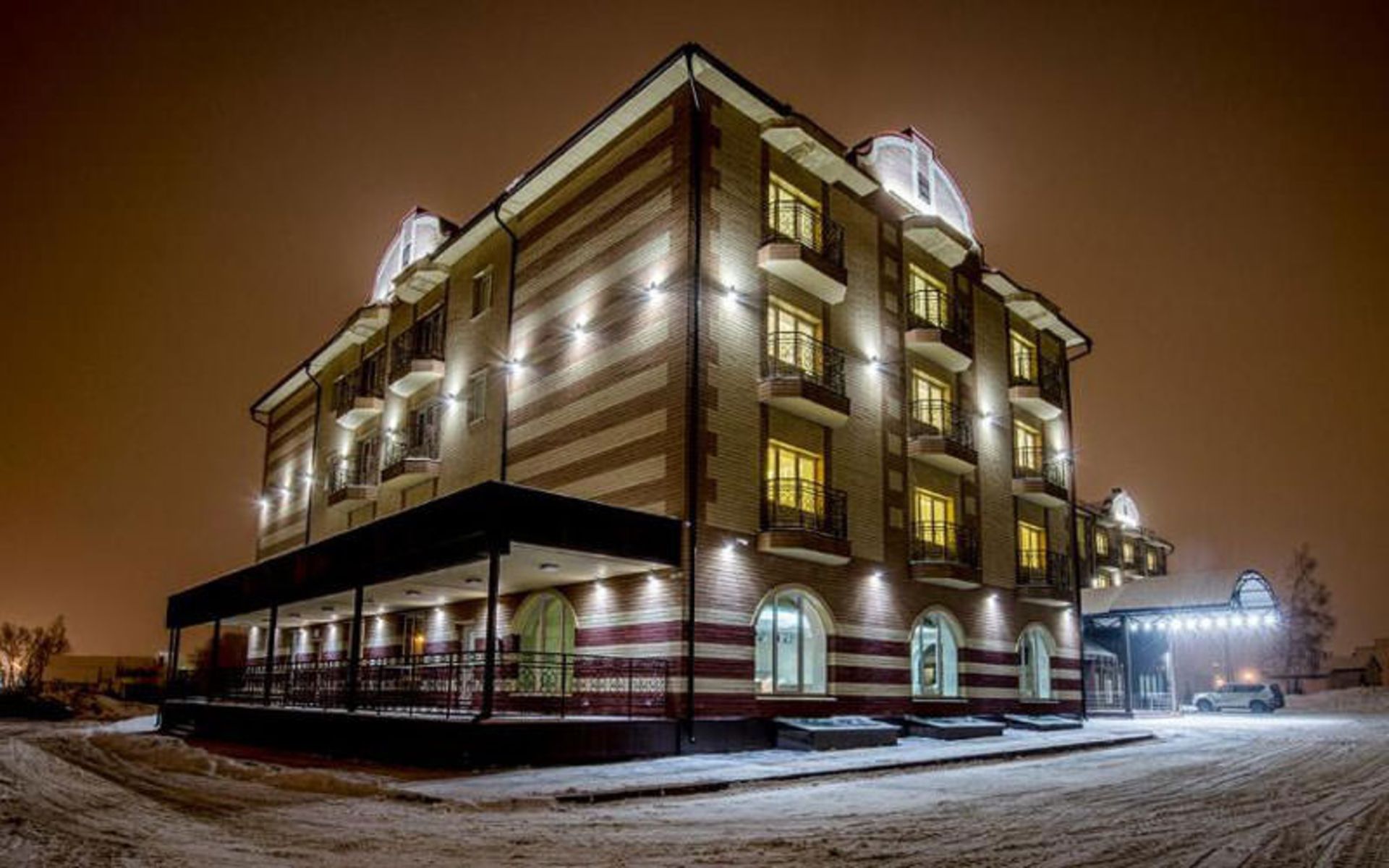 هتل آدمیرال (Admiral Hotel)